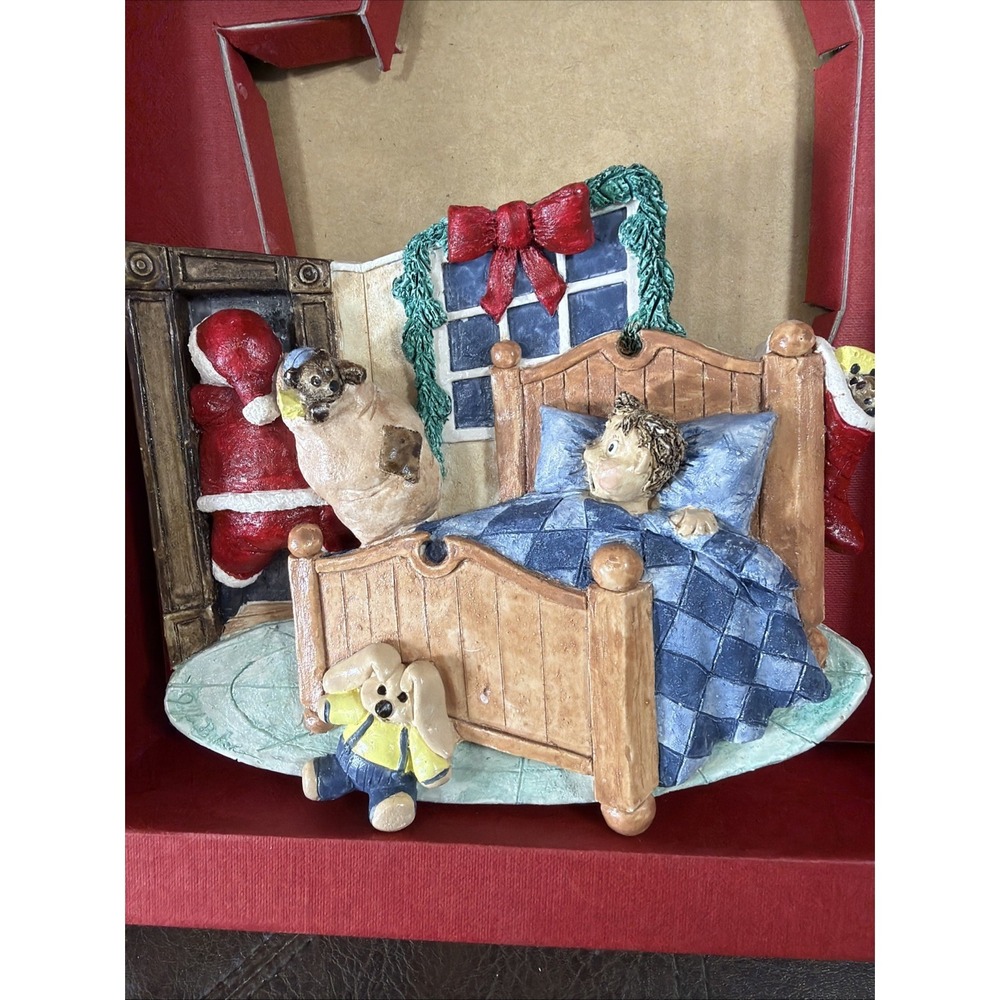 Michaels Ltd Classic Memories 3D Sculptured Christmas Santa Plaque 1995 Vintage